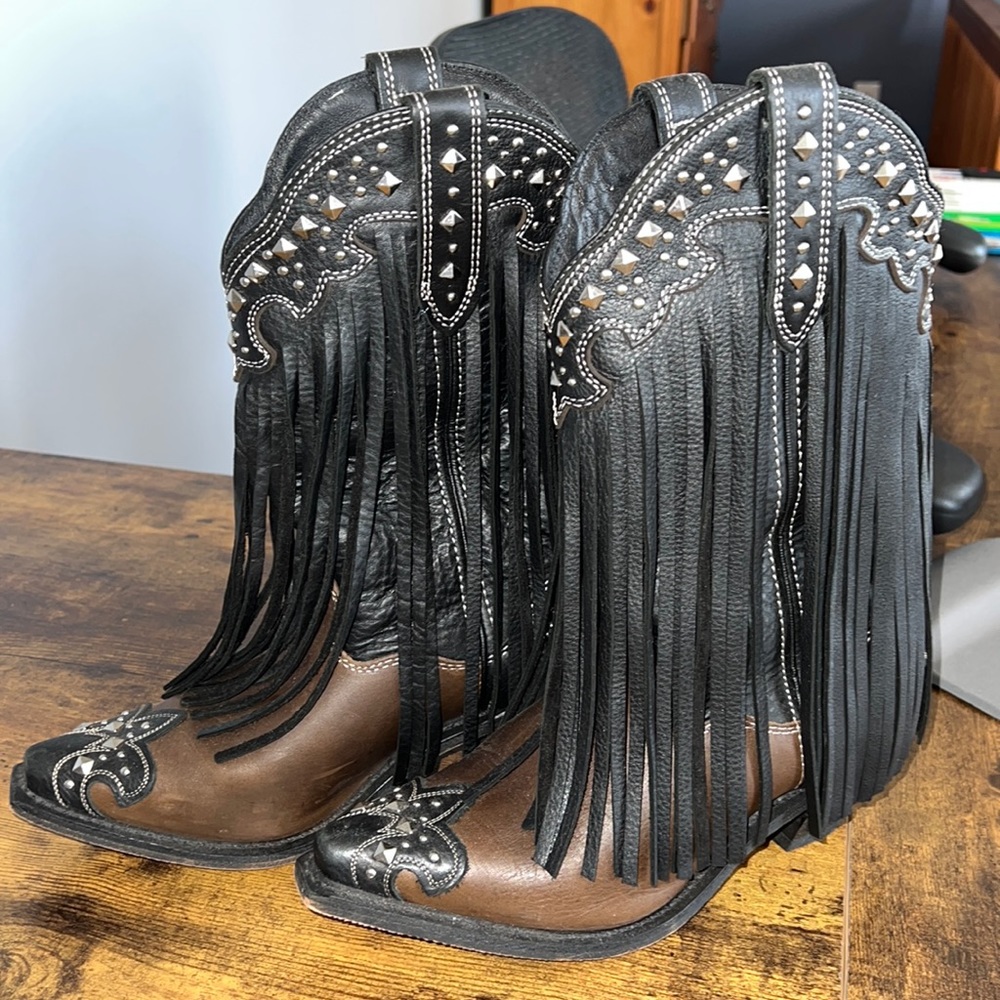 Rockin Country cowgirl boots, size 8.5